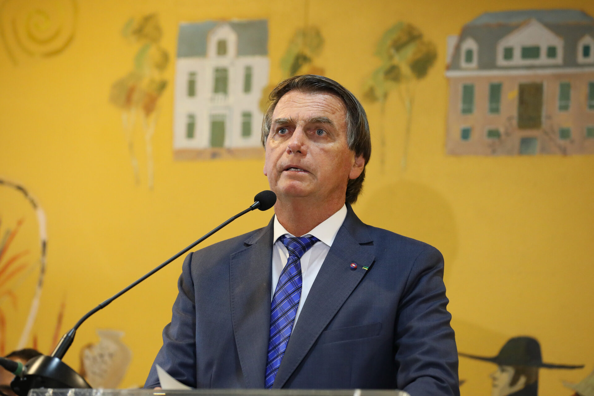 Bolsonaro vai recorrer ao plenário do STF para não depor na Polícia Federal