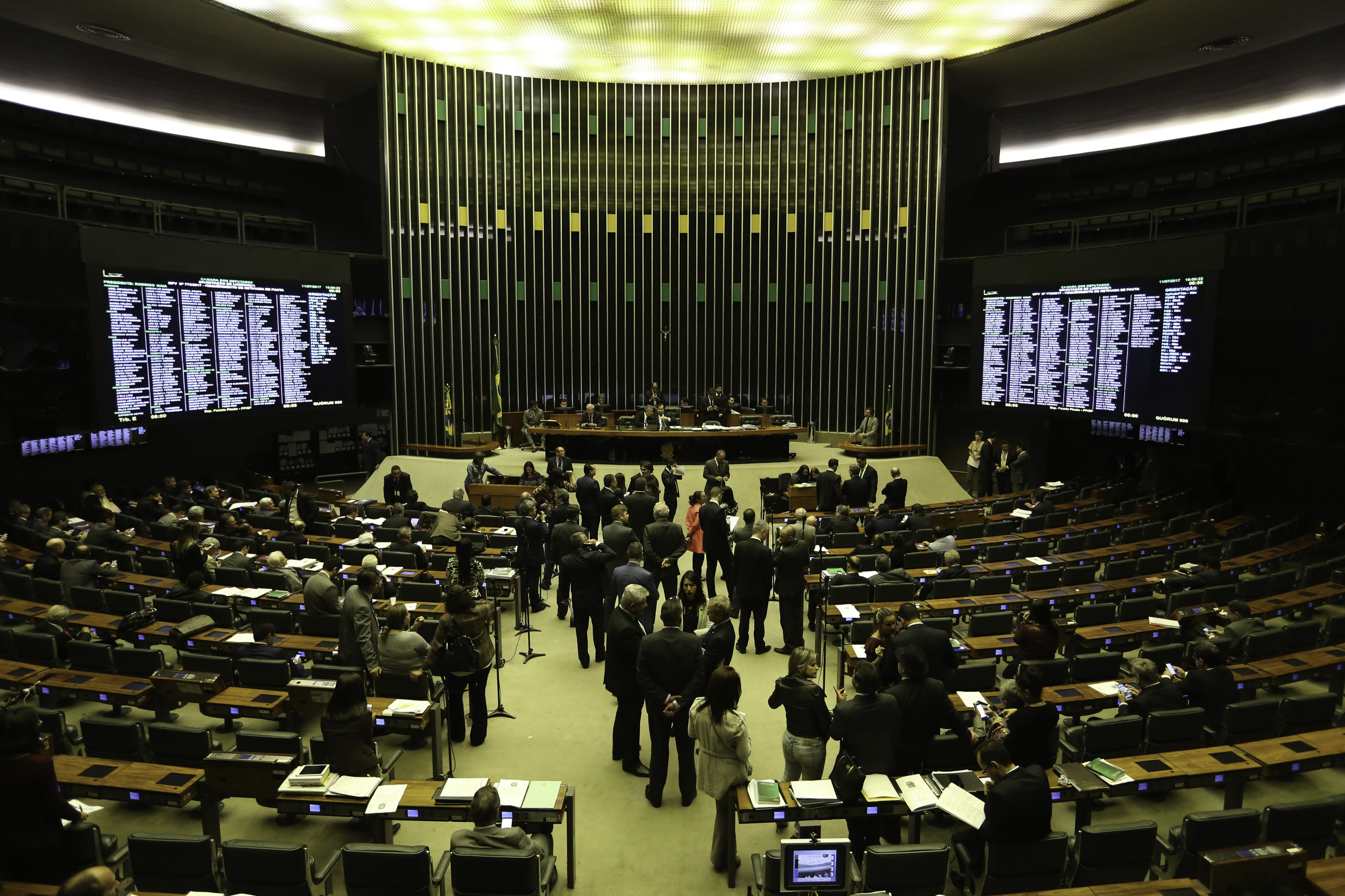 11/07/2017- Brasília- DF, Brasil- Plenário rejeita pedidos de adiamento e inicia discussão de MP sobre multa para frigoríficos
Foto: Fabio Rodrigues Pozzebom/Agência Brasil