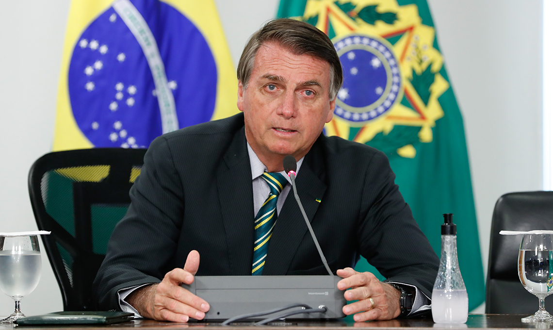 O que Ciro cochichou pra Bolsonaro? Só respostas erradas : r/brasil