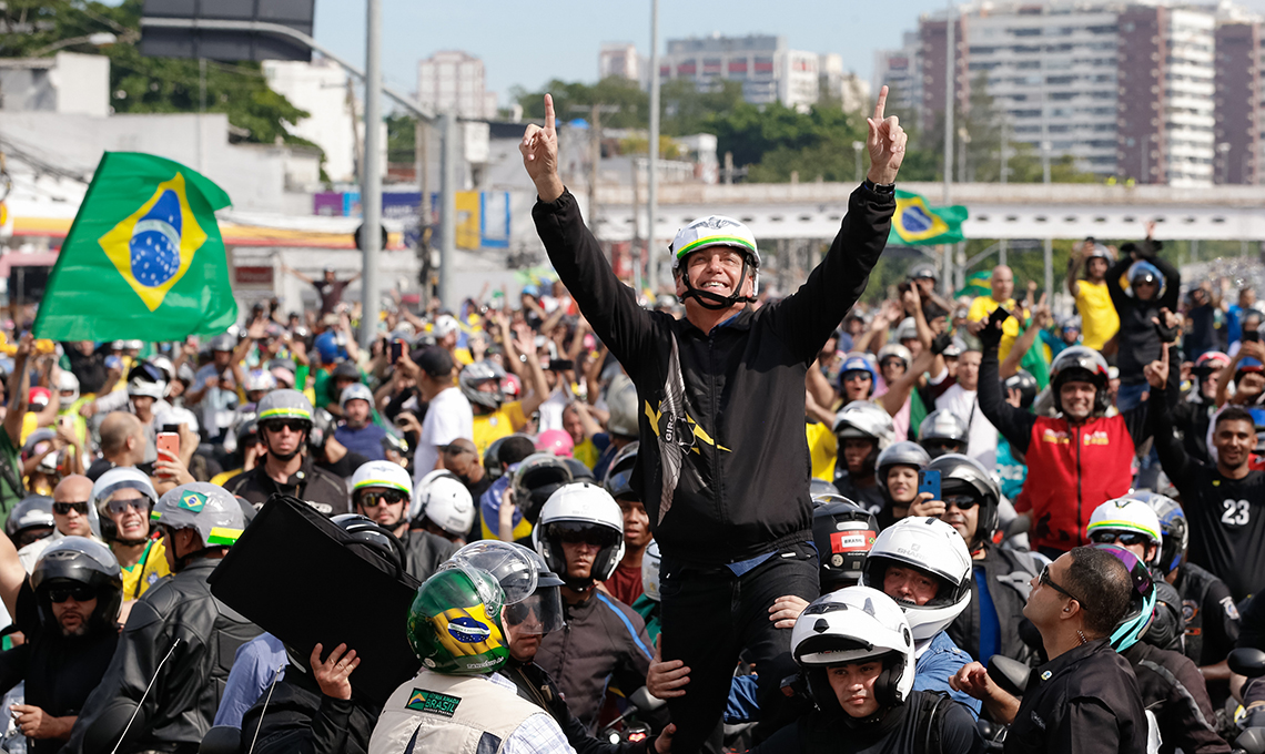 (Rio de Janeiro -  RJ, 23/05/2021) Presidente da República, Jair Bolsonaro durante passeio de moto na cidade do Rio de Janeiro.
Foto: Alan Santos/PR