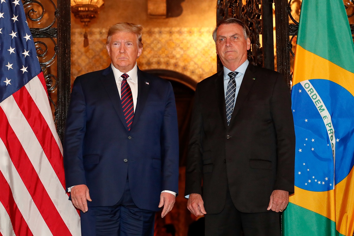 Presidente da República Jair Bolsonaro acompanhado do Senhor Presidente dos Estados Unidos Donald Trump, posam para fotografia. Foto: Alan Santos/PR