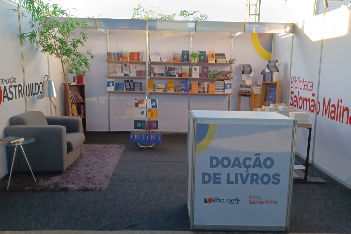 Estande ipê amarelo número 21na 36ª Feira do livro de Brasília (Felib) | Foto: Biblioteca Salomão Malina