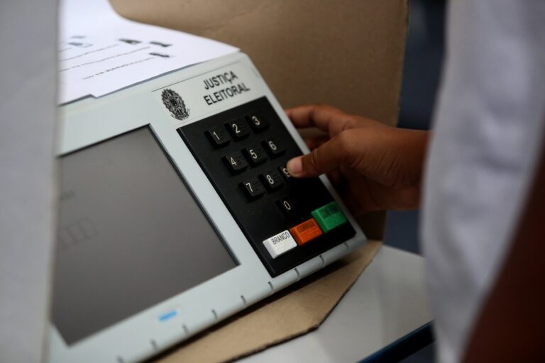 Voto secreto | Foto: Shutterstock/Joa Souza