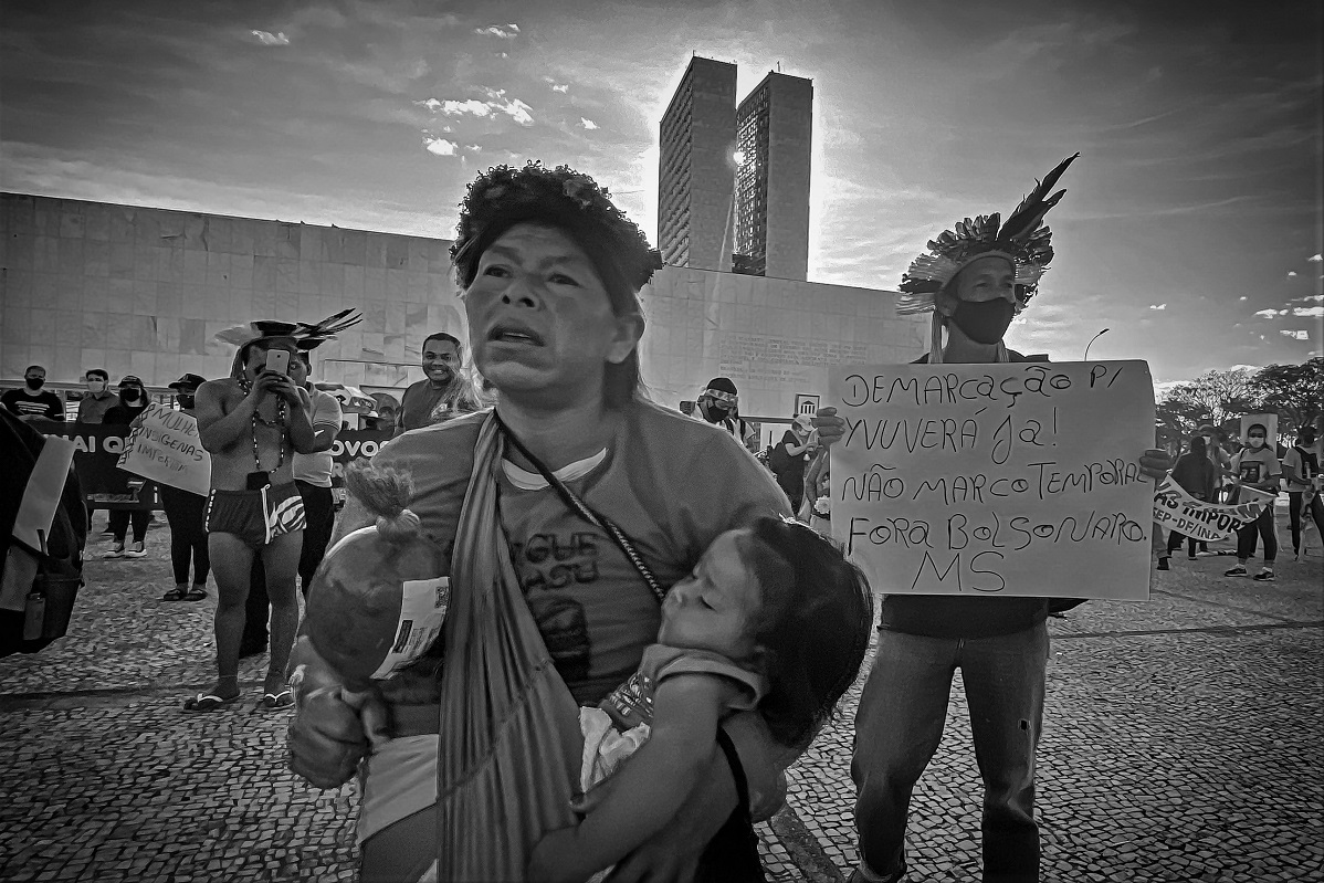 Faixa de Fora Bolsonaro protesto