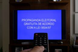 Propaganda eleitoral gratuita de acordo com a lei | Imagem: Leonidas Santana/Shutterstock