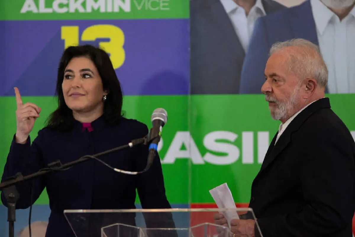 O ex-presidente Luiz Inácio Lula da Silva (PT) se encontra com Simone Tebet (MDB), no hotel Intercontinental, no bairro Jardim Paulista, em SP - Mathilde Missioneiro/