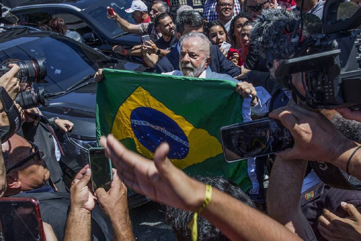 Lula vota na escola João Firmino, em Sao Bernardo do Campo - Marlene Bergamo -30.out.22/Folhapress