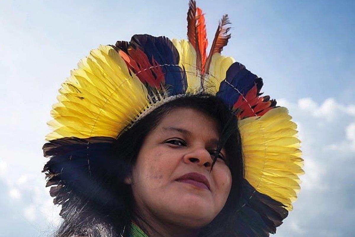Sônia Guajajara é uma das integrantes da bancada do cocar, que pretende fazer frente à bancada ruralista no Congresso a partir de 2023 | Foto: reprodução/Brasil de Fato