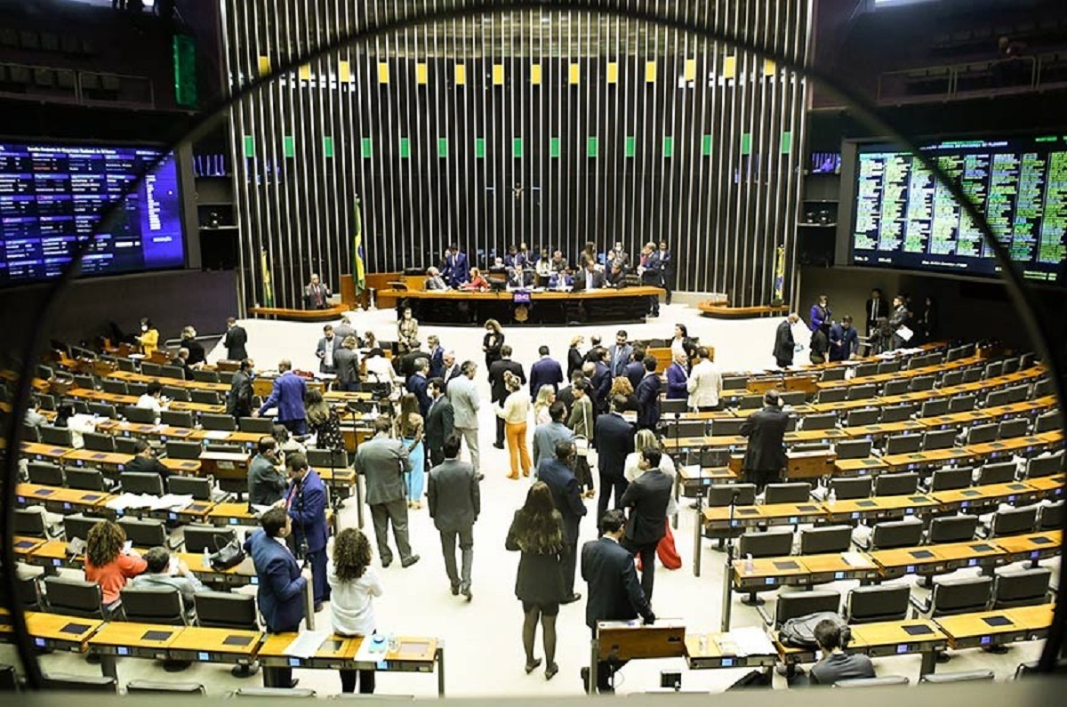 Sessão do Congresso em julho: algumas legendas devem perder direito a verbas do Fundo Partidário e tempo de propaganda gratuita. Foto reprodução Jefferson Rudy/ Agência Senado