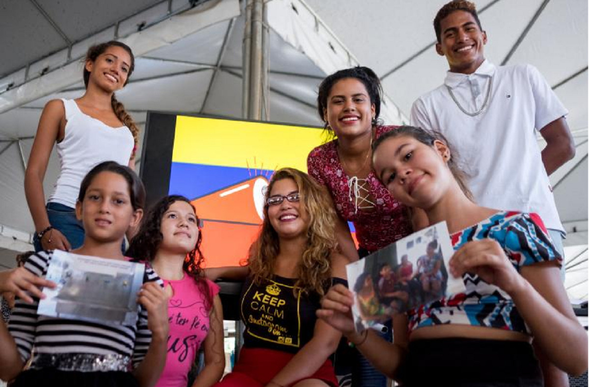 Adolescentes venezuelanos participam de oficinas de comunicação e criam projetos sobre água e higiene | Foto: UNICEF