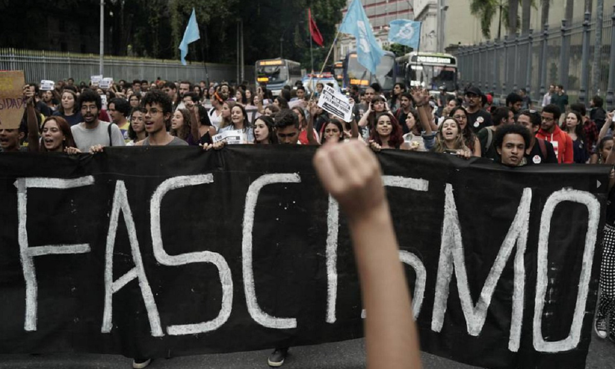 O fascismo conta com raízes históricas em nosso país, ora presente em partidos e movimentos sociais como nos anos 1930 | Foto: Leo Correa/El País