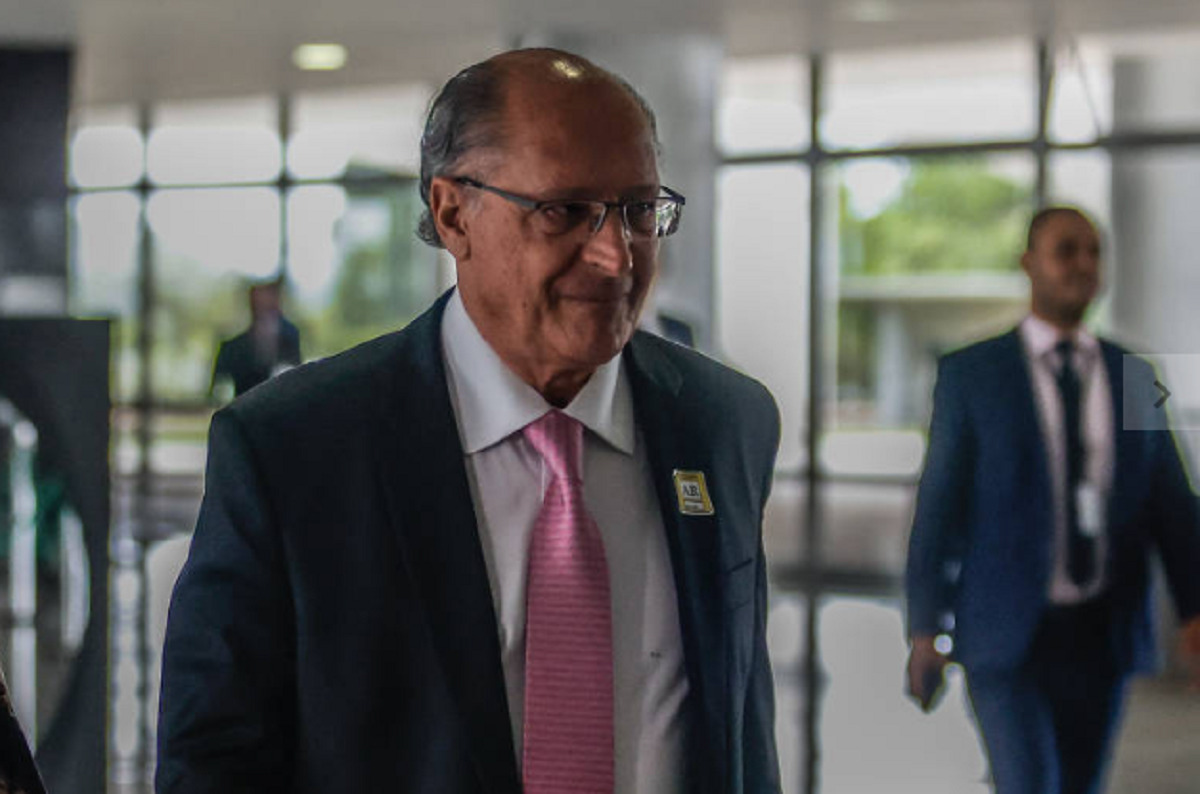 Vice-presidente eleito Geraldo Alckmin em coletivo de imprensa no Palácio do Planalto | Foto: Gabriela Biló /Folhapress