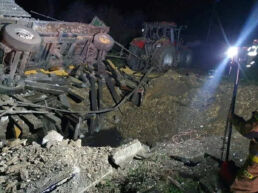 Imagens mostram danos causados por míssil de fabricação russa em fazenda de grãos em Przewodów, na Polônia, nesta terça-feira (15) | Foto: Reuters