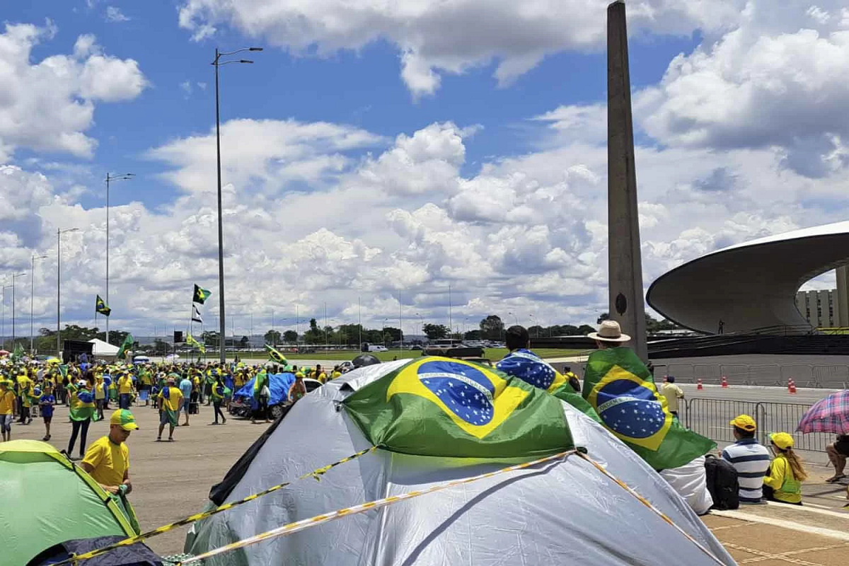 Acampamento de bolsonaristas no QG do Exército | Foto: Agência Brasil