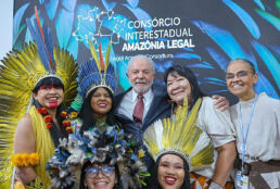 Lula com lideranças indígenas na COP27 | Foto: Ricardo Stuckert